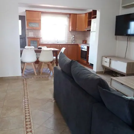 بيت للعطل Peter's *